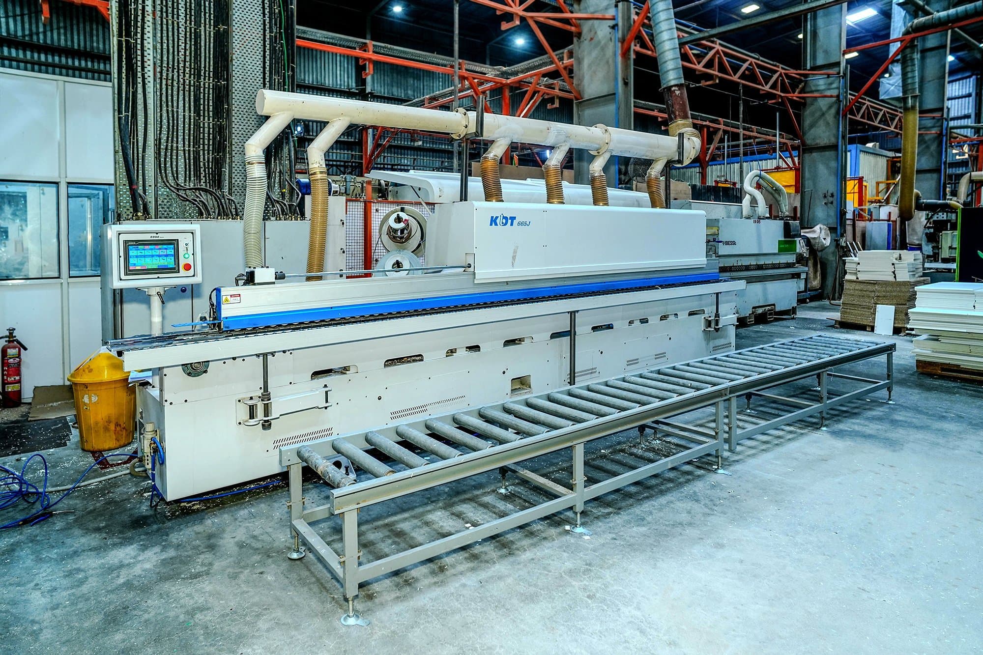 What a Reliable Office Furniture Manufacturer Really Looks Like in 2026
