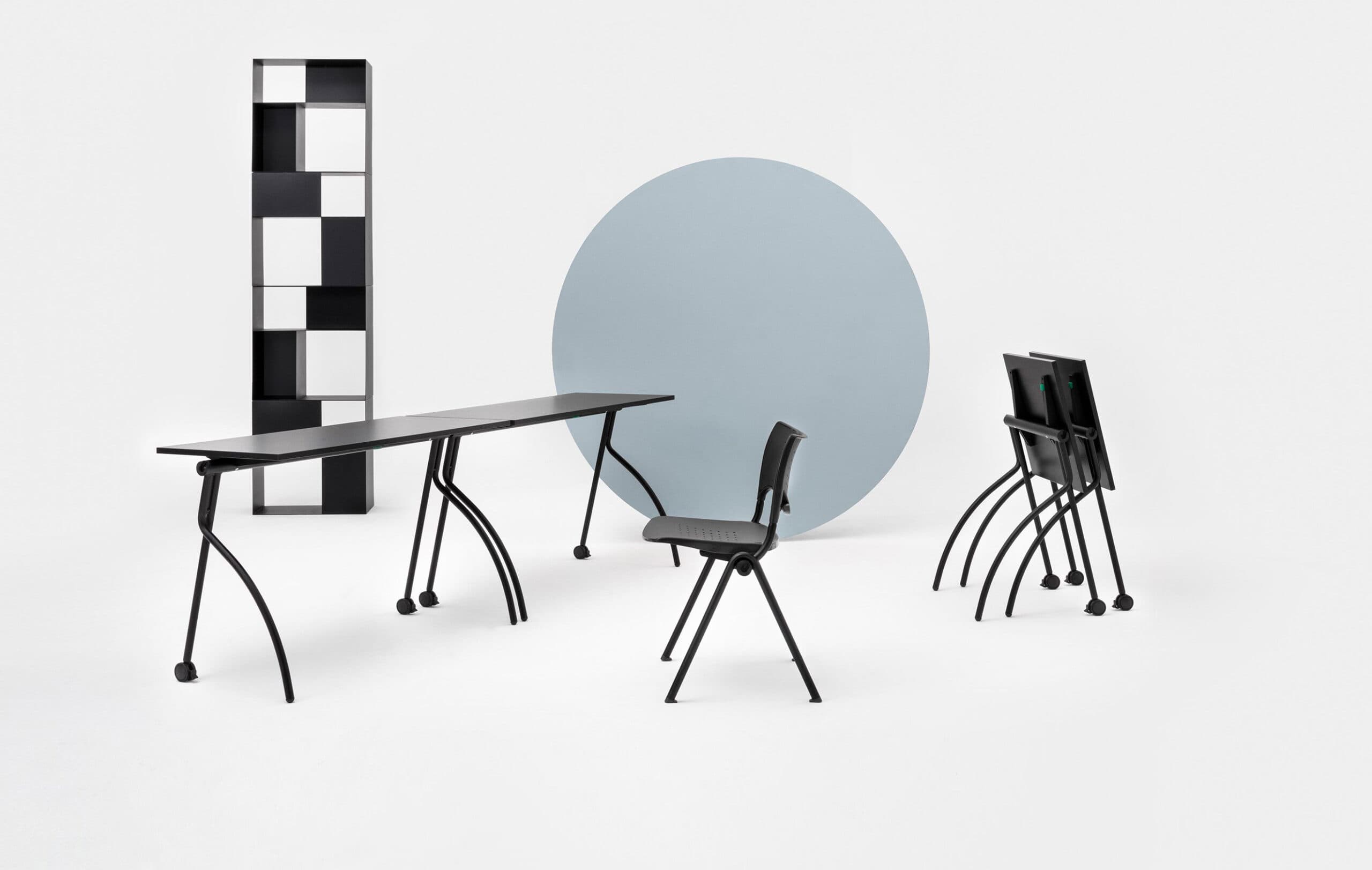Kern Mobile Fold-and-Roll Training Desk