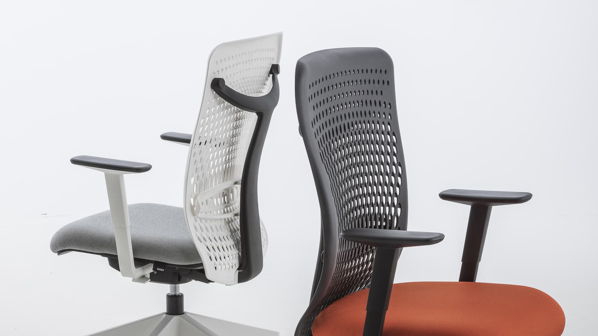 Orbit Ergonomic Mesh Task Chair